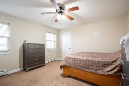 Laundry Room Photo of 6663 125a Street, Surrey, BC