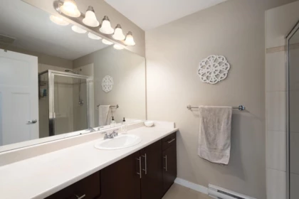 Guest Bathroom Photo of 20 13819 232 Street, Maple Ridge, BC