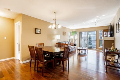 Primary Bedroom Photo of 414 2958 Silver Springs Boulevard, Coquitlam, BC