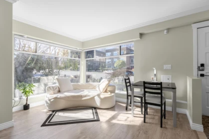 999 W 20th Avenue, Vancouver, BC, Vancouver — Townhouse for sale