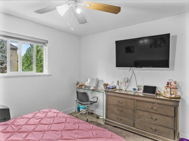 Garage Interior Photo of 14867 67a Avenue, Surrey, BC