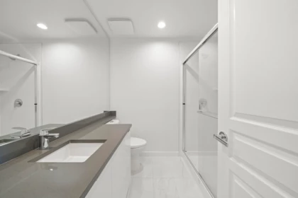 Mudroom Photo of 518 9311 Alexandra Road, Richmond, BC