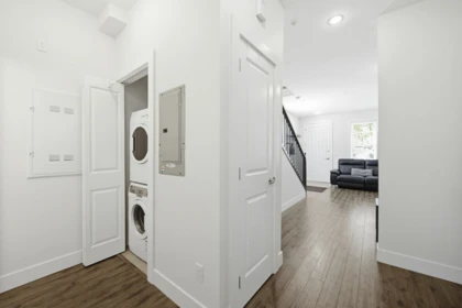 Office / Den Photo of 9 1935 Manning Avenue, Port Coquitlam, BC