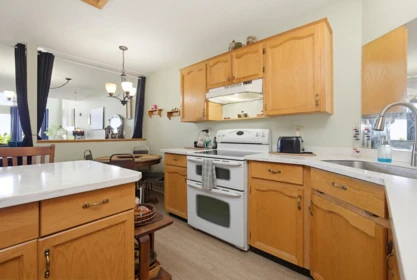 Breakfast Nook Photo of 310 33030 George Ferguson Way, Abbotsford, BC