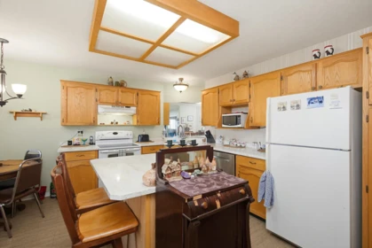 Kitchen Photo of 310 33030 George Ferguson Way, Abbotsford, BC