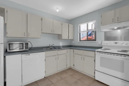 Breakfast Nook Photo of 96 6673 138 Street, Surrey, BC