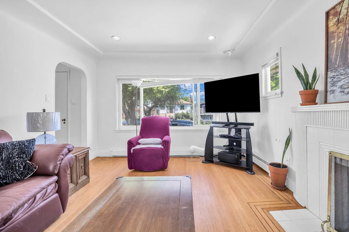Living Room Photo of 1036 Nootka Street, Vancouver, BC
