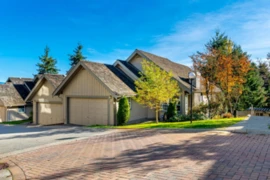 116 1465 Parkway Boulevard, Coquitlam, BC