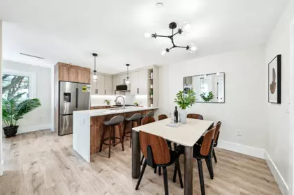 Breakfast Nook Photo of 970 Park Drive, Vancouver, BC