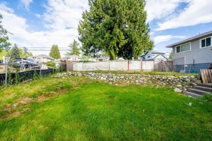 Hot Tub / Spa Photo of 11191 90 Avenue, Surrey, BC