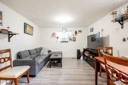 Mudroom Photo of 11191 90 Avenue, Surrey, BC