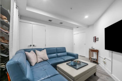 Mudroom Photo of 153 2060 Curling Road, North Vancouver, BC