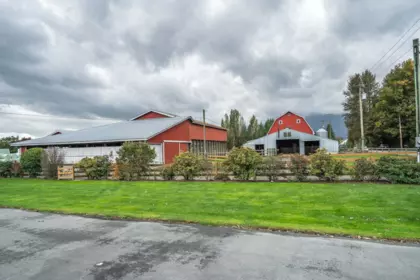 Outdoor Kitchen Photo of 42872 South Sumas Road, Chilliwack, BC