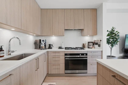Kitchen Photo of 311 707 E 3rd Street, North Vancouver, BC