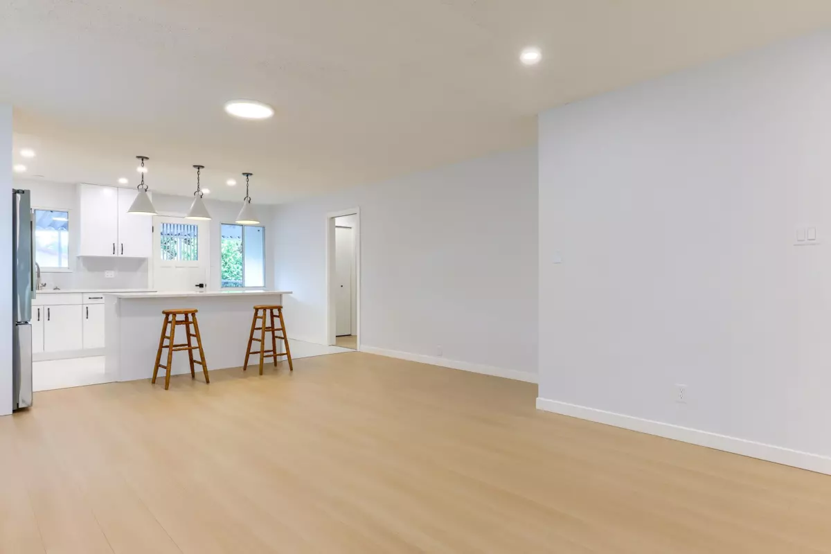 Dining Area Photo of 3492 E 49th Avenue, Vancouver, BC