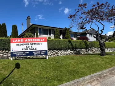 4701 Ridgelawn Drive, Burnaby, BC, Burnaby — 4 bed single family residence for sale