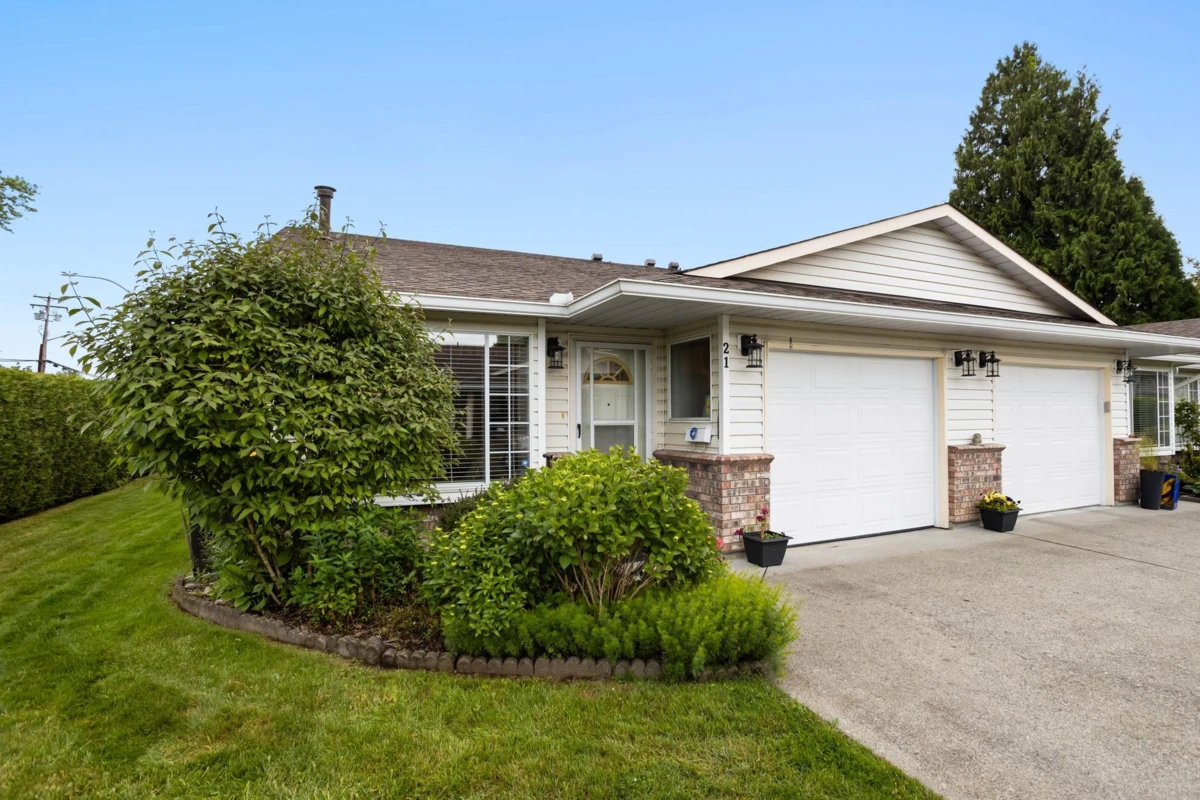Exterior Rear Photo of 21 12276 189a Street, Pitt Meadows, BC