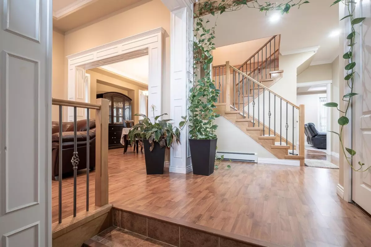 Dining Area Photo of 15075 66a Avenue, Surrey, BC
