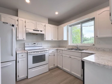 Kitchen Photo of 118 20600 53a Avenue, Langley, BC