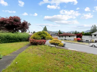4156 Castlewood Crescent, Burnaby, BC, Burnaby — Single Family Residence for sale