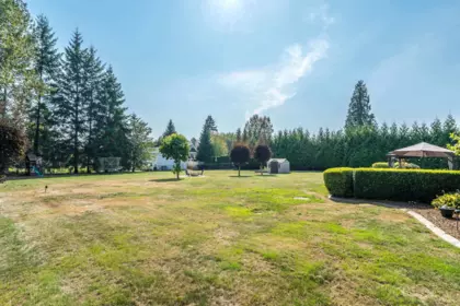 Swimming Pool Photo of 31706 Kenney Avenue, Mission, BC