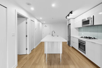 Kitchen Photo of 2702 108 W Cordova Street, Vancouver, BC
