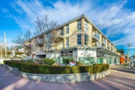303 15777 Marine Drive, White Rock, BC