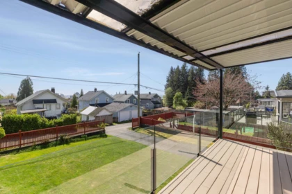 Front Yard Photo of 219 E 26th Street, North Vancouver, BC