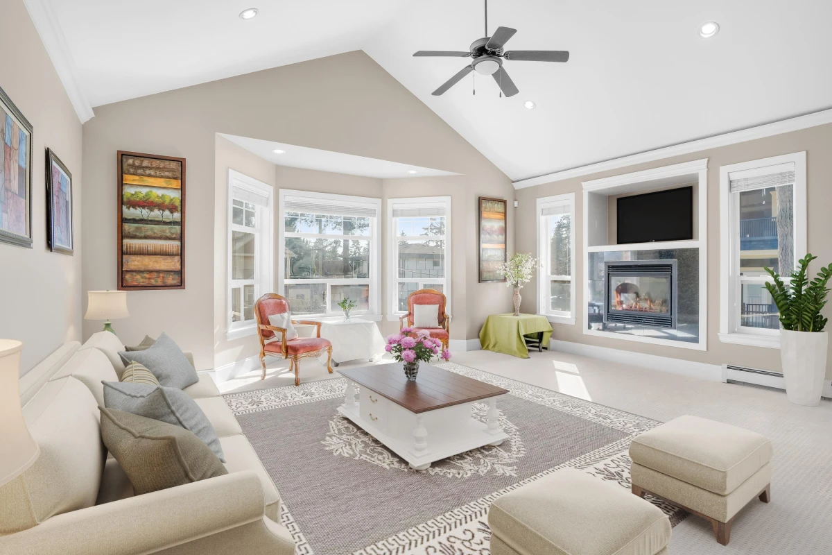 Family Room Photo of 14225 69a Avenue, Surrey, BC