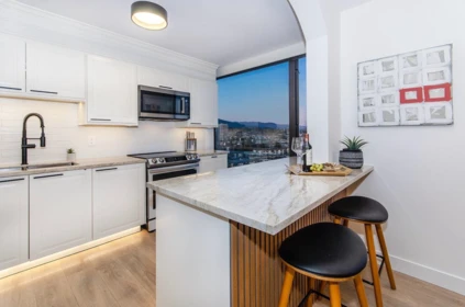 Breakfast Nook Photo of 2601 120 W 2nd Street, North Vancouver, BC