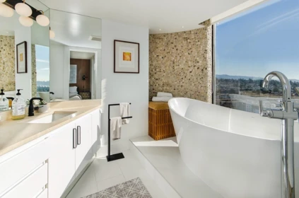 Guest Bathroom Photo of 2601 120 W 2nd Street, North Vancouver, BC