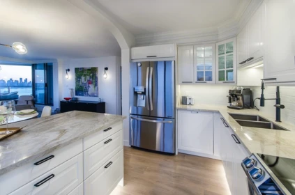 Kitchen Island Photo of 2601 120 W 2nd Street, North Vancouver, BC