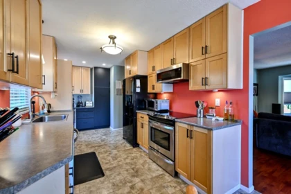 Walk-In Closet Photo of 1173 Inlet Street, Coquitlam, BC