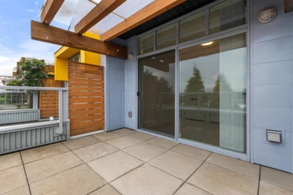 Garden / Landscaping Photo of 604 32838 Landeau Place, Abbotsford, BC