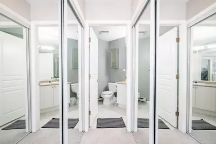 Laundry Room Photo of 406 8139 121a Street, Surrey, BC
