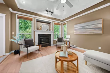 Breakfast Nook Photo of 14539 78 Avenue, Surrey, BC