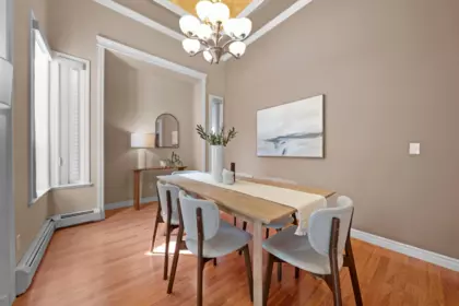 Kitchen Island Photo of 14539 78 Avenue, Surrey, BC