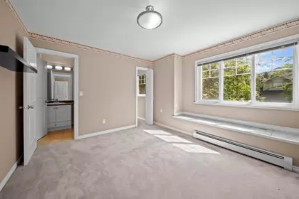 Staircase Photo of 14539 78 Avenue, Surrey, BC