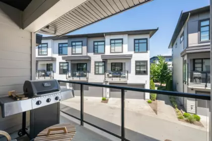 Garden / Landscaping Photo of 6 7127 193a Street, Surrey, BC