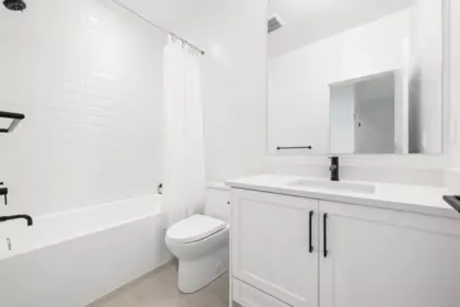 Hallway Photo of 6 7127 193a Street, Surrey, BC