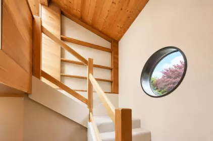 Entry Foyer Photo of 588 Hillcrest Street, Coquitlam, BC