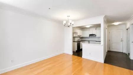 Breakfast Nook Photo of 205 15272 20 Avenue, Surrey, BC