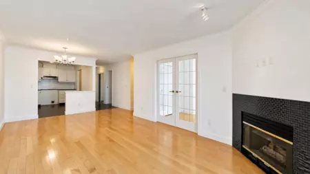 Kitchen Island Photo of 205 15272 20 Avenue, Surrey, BC