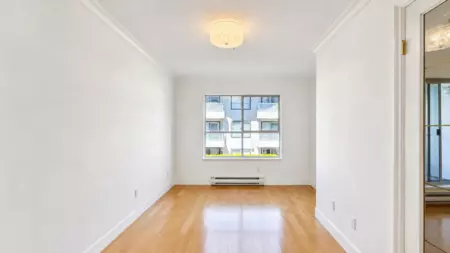 Loft / Bonus Room Photo of 205 15272 20 Avenue, Surrey, BC