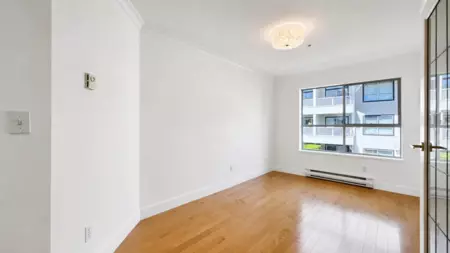 Office / Den Photo of 205 15272 20 Avenue, Surrey, BC