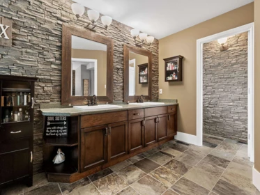Hallway Photo of 23462 133 Avenue, Maple Ridge, BC