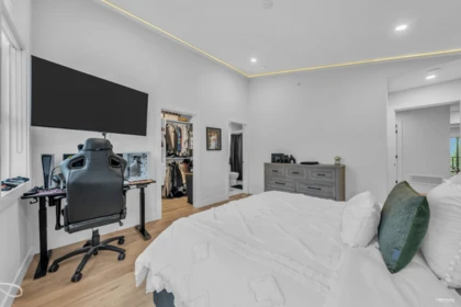 Basement Recreation Room Photo of 10509 Mcveety Street, Maple Ridge, BC