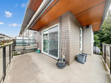 Entry Foyer Photo of 174 2228 162 Street, Surrey, BC
