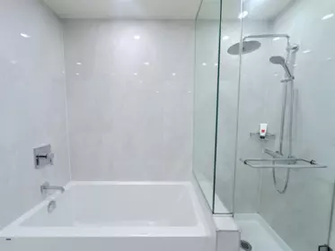 Primary Bathroom Photo of 1506 5333 Goring Street, Burnaby, BC