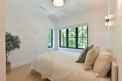 Primary Bedroom Photo of 1 2682 Napier Street, Vancouver, BC